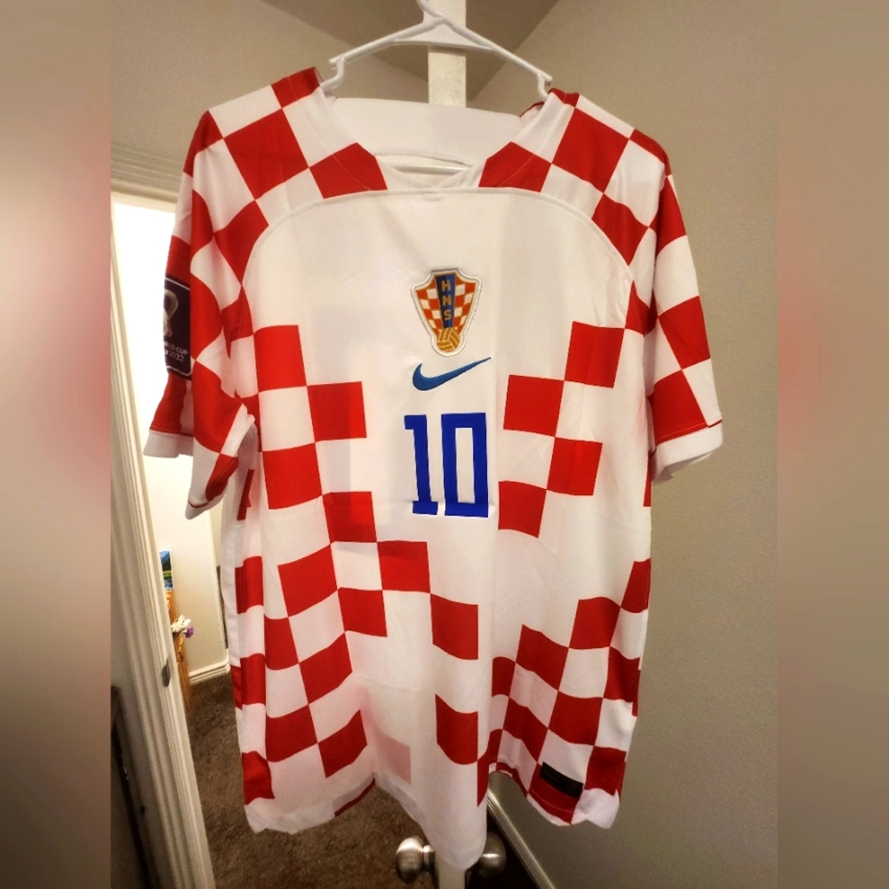 *NEW* Luka Modric #10 Croatia Jersey